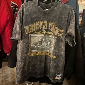 vintage nutmeg minnesota vikings acid wash tee